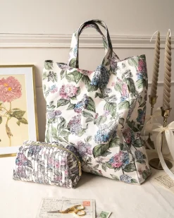 Hot Fable England Hydrangea Shopper Tote Bag